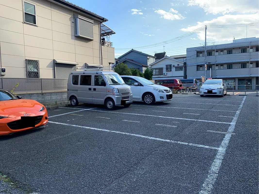 足立区谷中２丁目　月極駐車場